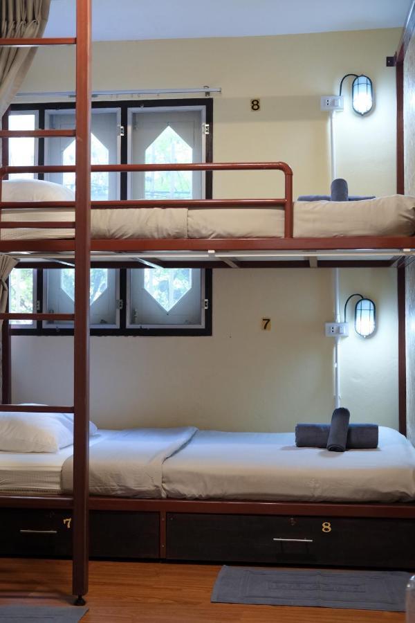 @Home Hostel Wua Lai Chiang Mai Extérieur photo