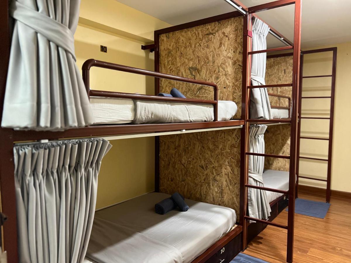 @Home Hostel Wua Lai Chiang Mai Extérieur photo